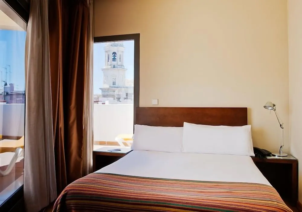 Hotel Patagonia Sur Cadiz 3*,  Spain