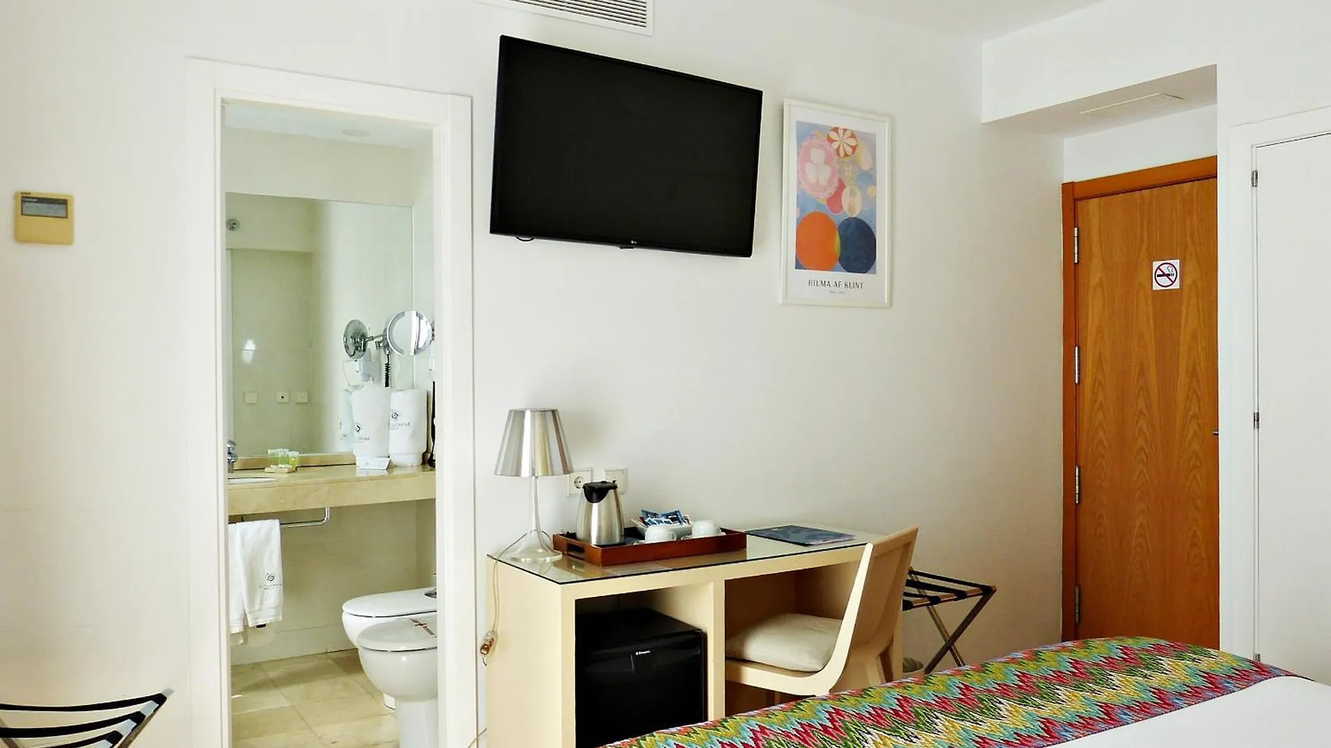 Hotel Patagonia Sur Cadiz 3*,  Spain