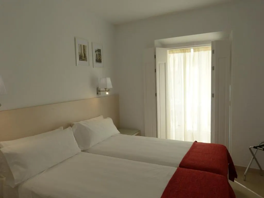 Hotel Patagonia Sur Cadiz 3*,  Spain